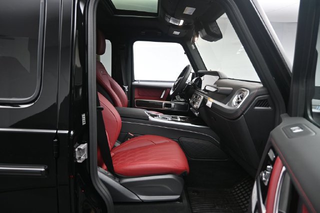 Certified 2026 Mercedes-Benz G 63 AMG 4MATIC image 31