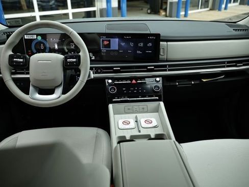 New 2026 Hyundai Santa Fe SE image 5