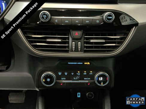 Used 2020 Ford Escape SE Sport image 26