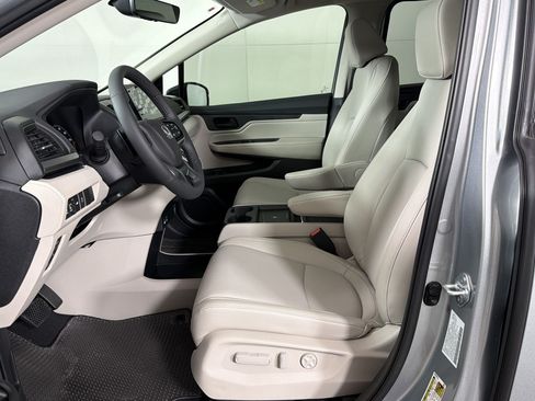 New 2026 Honda Odyssey EX-L image 5