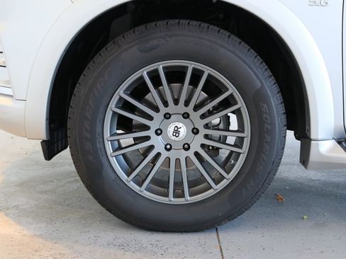 Used 2019 INFINITI QX80 Luxe w/ Proassist Package image 44