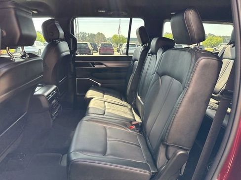 New 2026 Jeep Grand Wagoneer Limited AWD/4WD image 23