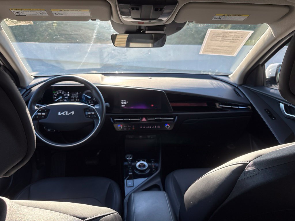 Used 2023 Kia Niro Wind w/ Wind Preserve Package FWD image 9