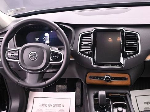Used 2023 Volvo XC90 B6 Plus w/ Protection Package image 19