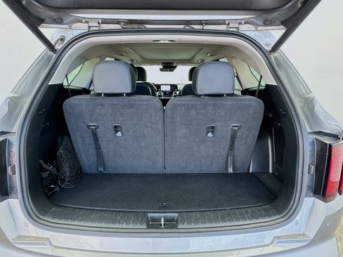 Used 2024 Kia Sorento EX w/ Panoramic Sunroof Package AWD/4WD image 18