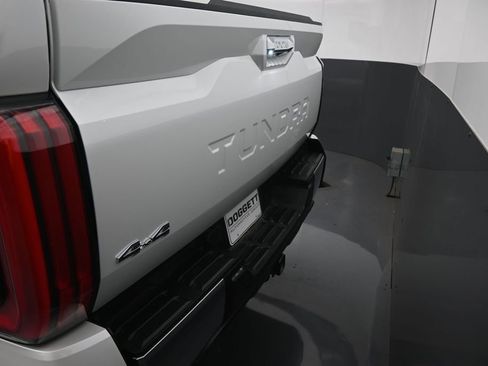 Used 2023 Toyota Tundra Limited AWD/4WD image 14