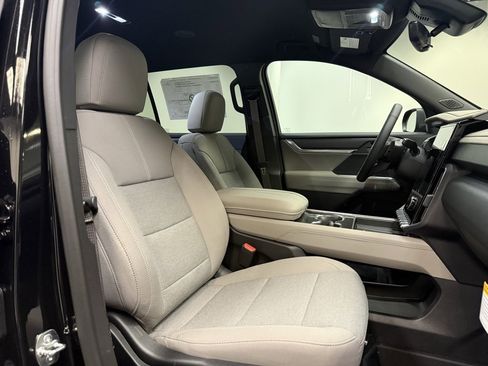 New 2026 GMC Acadia Elevation w/ LPO, Floor Liner Package image 15