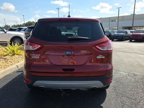 Used 2015 Ford Escape SE FWD image 17