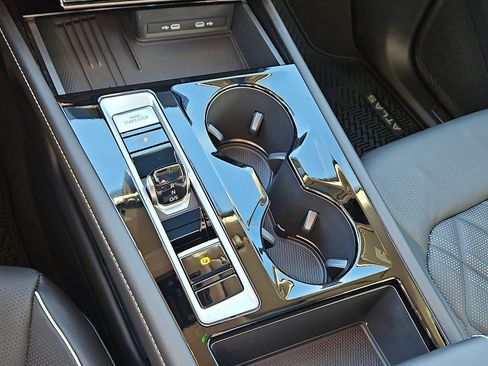 New 2026 Volkswagen Atlas SEL Premium R-Line image 17