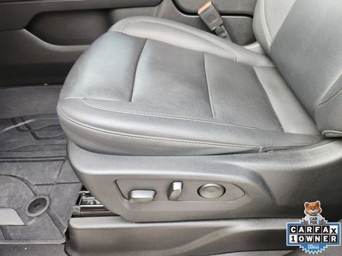 Used 2023 Chevrolet Tahoe LT w/ LT Signature Plus Package image 29