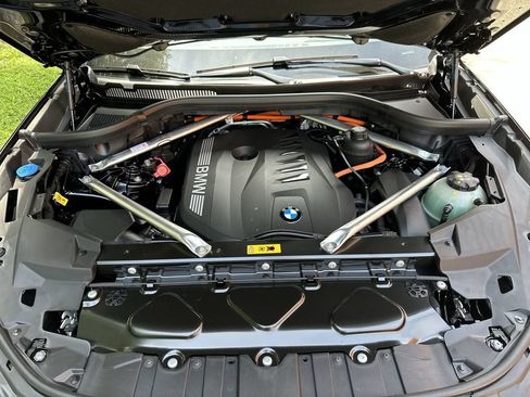 Used 2026 BMW X5 xDrive50e w/ Climate Comfort Package AWD/4WD image 30