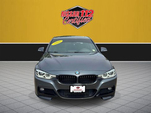 Used 2016 BMW 328i xDrive Sedan AWD/4WD image 3