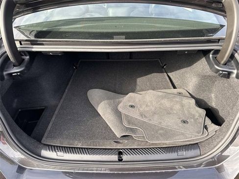 Used 2024 BMW 530i xDrive w/ Premium Package image 8