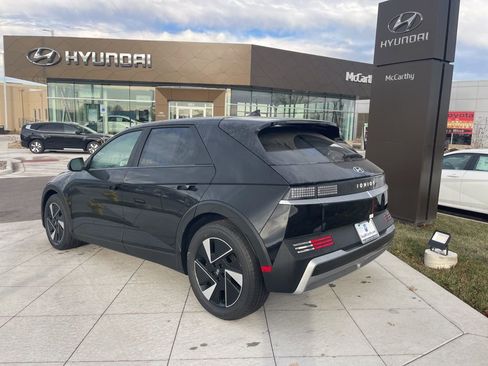 New 2026 Hyundai Ioniq 5 SEL image 3