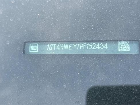 Used 2023 GMC Sierra 3500 Denali w/ Denali Ultimate Package image 3