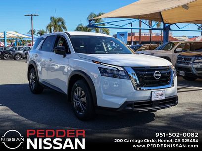 New 2025 Nissan Pathfinder S