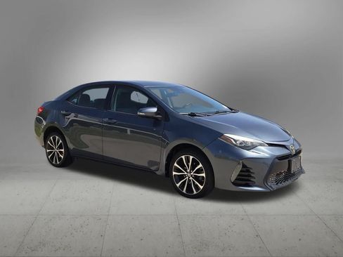 Used 2017 Toyota Corolla SE FWD image 8