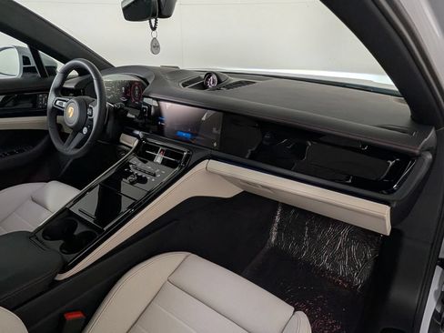 New 2026 Porsche Panamera 4 AWD/4WD image 19