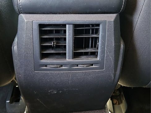 Used 2010 Dodge Charger SXT RWD image 14