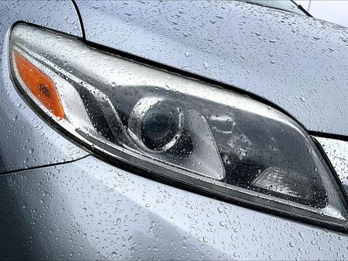 Used 2015 Toyota Sienna Limited Premium image 28