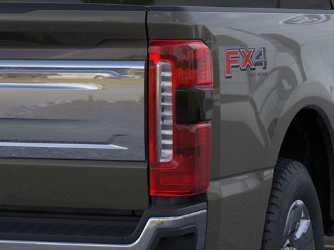 New 2026 Ford F250 King Ranch w/ Chrome Package AWD/4WD image 21