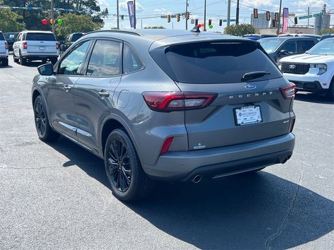 Used 2024 Ford Escape ST-Line Elite image 5