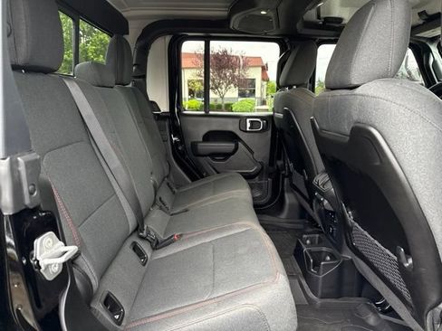 Used 2026 Jeep Gladiator Rubicon AWD/4WD image 14
