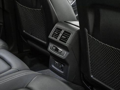 Used 2023 Audi Q5 2.0T Premium Plus w/ Premium Plus Package image 18