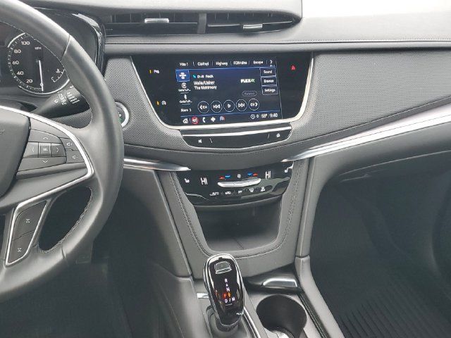 Used 2025 Cadillac XT5 Luxury w/ LPO, Floor Liner Package AWD/4WD image 28