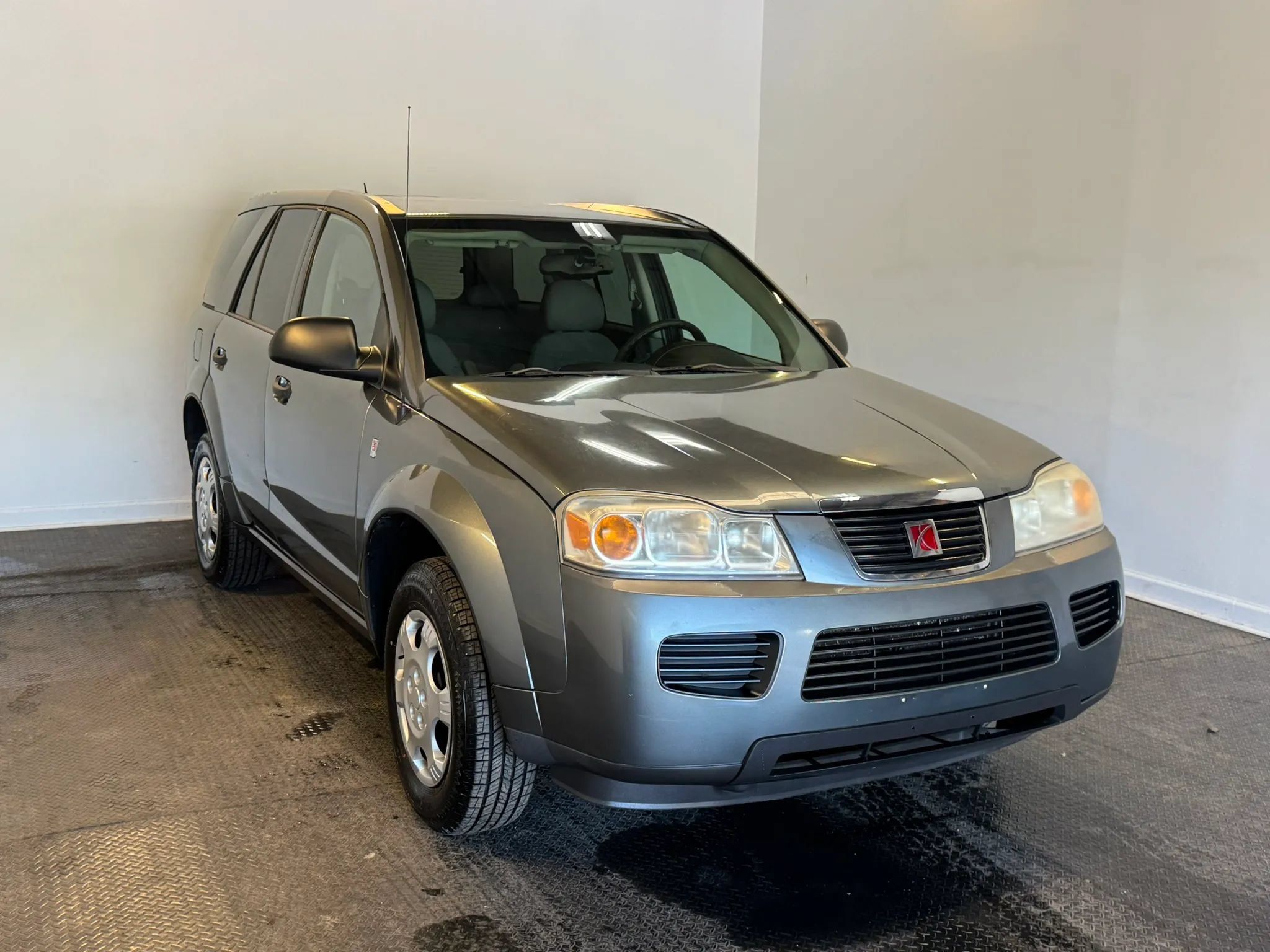 Used 2006 Saturn Vue 2WD w/ Comfort Pkg image 3