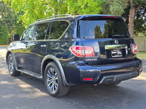 Used 2020 Nissan Armada SL w/ Premium Package AWD/4WD image 4