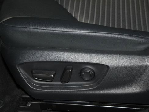 Used 2024 Toyota Camry SE AWD/4WD image 13