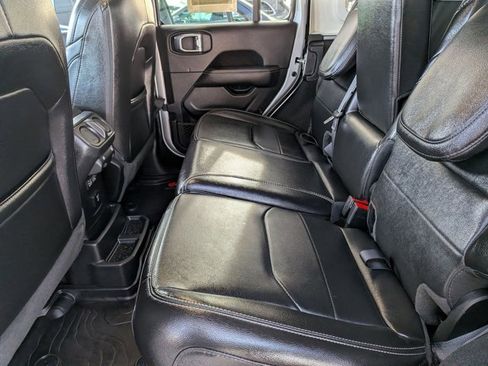 Used 2023 Jeep Wrangler Sahara w/ Cold Weather Group image 17