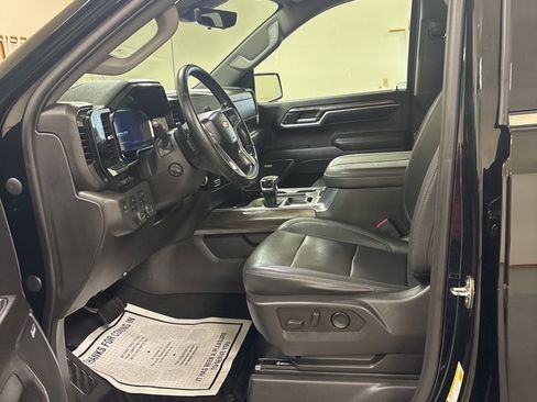 Used 2023 Chevrolet Silverado 1500 LTZ w/ Technology Package image 9
