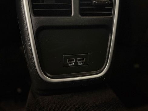 Used 2021 Dodge Charger SXT w/ Driver Convenience Group image 32