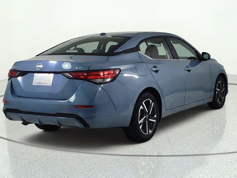Used 2024 Nissan Sentra SV FWD image 6