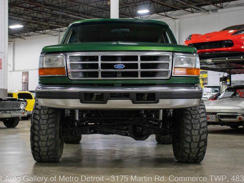 Used 1996 Ford Bronco XLT image 12