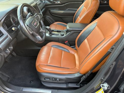 Used 2018 GMC Acadia SLT AWD/4WD image 40