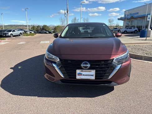 Used 2024 Nissan Sentra SV FWD image 2