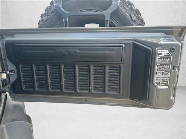 Used 2021 Jeep Wrangler Unlimited Sport w/ Sun And Sound Package AWD/4WD image 6