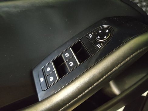 Used 2024 MAZDA MAZDA3 s FWD image 27
