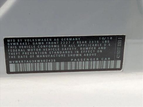 Used 2019 Volkswagen e-Golf SE w/ Driver Assistance Package image 21