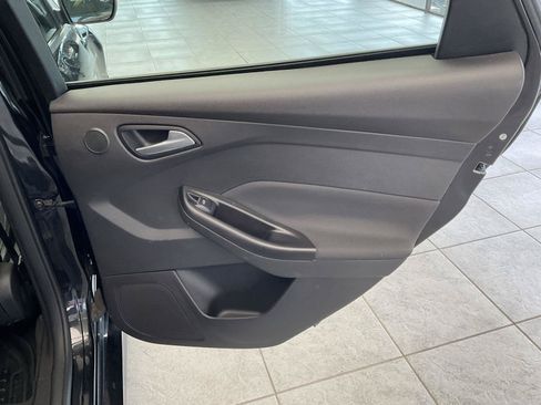 Used 2013 Ford Focus ST FWD image 15