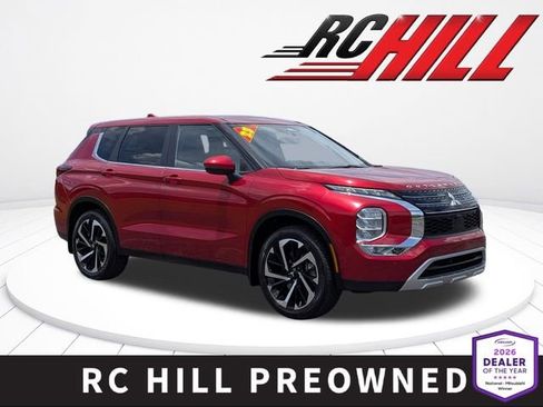 Used 2023 Mitsubishi Outlander SE FWD image 1