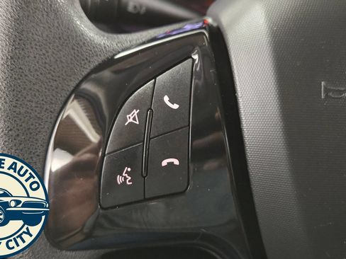 Used 2022 RAM ProMaster City Tradesman FWD image 12