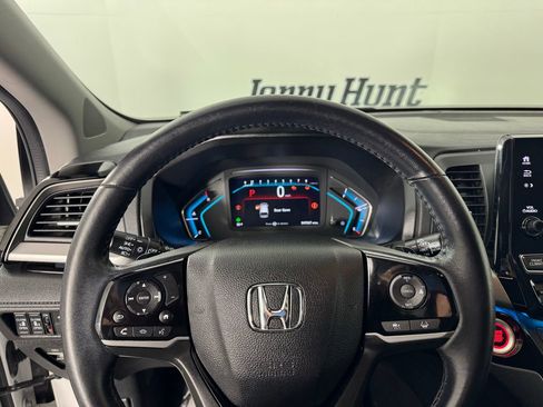 Used 2023 Honda Odyssey Touring image 23