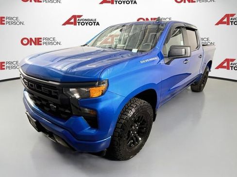 Used 2024 Chevrolet Silverado 1500 Custom RWD image 3