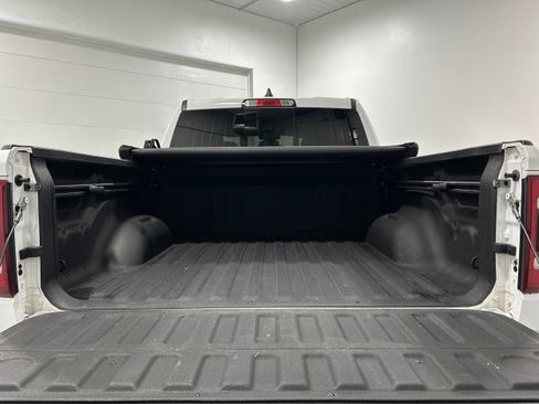 Used 2019 RAM 1500 Big Horn image 36