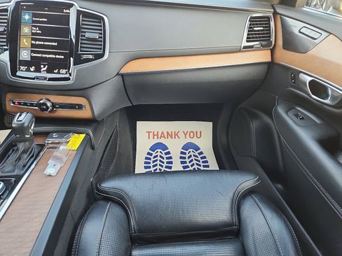 Used 2020 Volvo XC90 T6 Inscription w/ Protection Package image 11