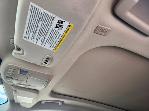 Used 2021 Lincoln Nautilus Reserve w/ Equipment Group 201A image 27